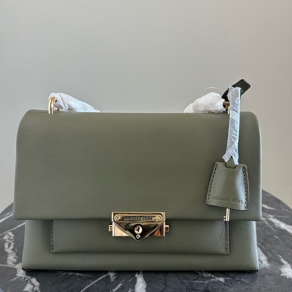 Bag - Picture 1 of 4